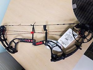 PSE DNA SP 29" 60# RH Skullworks Camo