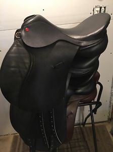 18 Inch Hastilow VSD Dressage tendency All Purpose saddle