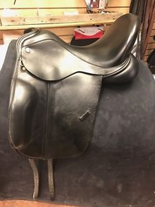 Trilogy Verago Elite Short Flap Dressage Saddle 17.5" Wide Tree Gently Used