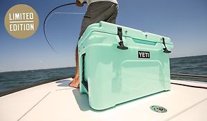 Yeti Tundra 45 Cooler Seafoam Green Limited Edition!          **NEW in the Box!*