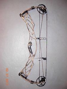 2016 Hoyt Defiant 34