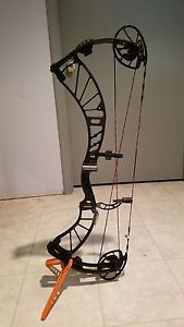 2017 Obsession Bows Def Con M7Z Right Hand 27.5 Draw 50-60 Pound Limbs