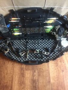 PSE Scorpion Compound Bow With Many Extras