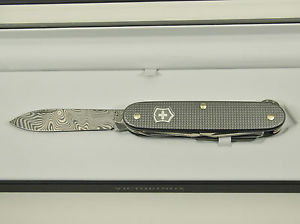 2016 Limited Edition Damascus Victorinox Pioneer X Swiss Army Knife #4052