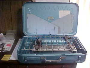 RARE VINTAGE TRU-TEST SUPREME TWO BURNER CAMP STOVE MODEL 8422M53