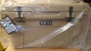 YETI TUNDRA 45 TAN