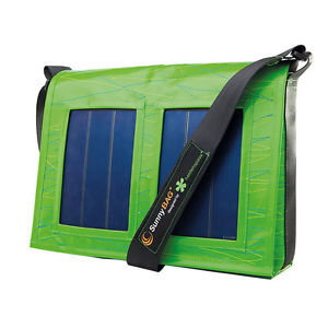 Sunnybag Grasshopper Grün Tasche Solar Paneel 120D_01 Direktladefunktion Akku