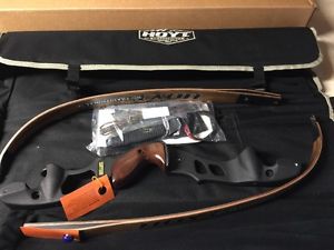 Hoyt Satori Recurve Bow 19" Black Riser RH With 50# Short Wood Limbs AMO 60"