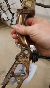 New 2016 Elite Energy 35 Realtree Xtra 70 lbs 28.5" Right Hand, Will Setup Free