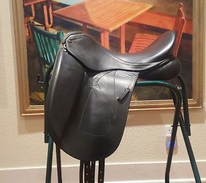Sankey Borne 18.5" seat custom dressage saddle