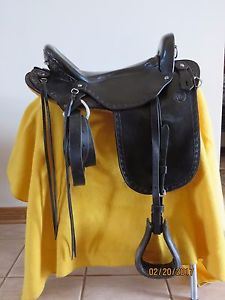 Imus 4 Beat Endurance Saddle