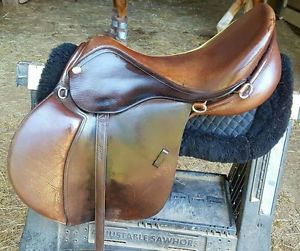 18" Duett Presto Jumping Saddle with 34 cm Tree Draft Cross or WB