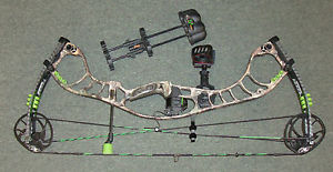 Hoyt Faktor 30 Compound Bow Bone Collector Edition R/H 60-70 Lb 29"