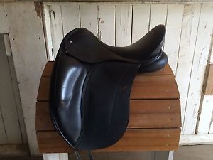 Loxley by Bliss Monoflap Dressage Saddle 17.5" similar Black Country, County