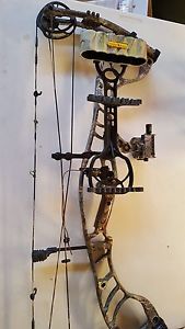 Hoyt Faktor 34 compound bow