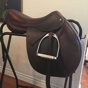 CWD EQUESTRIAN SADDLE 16" EXCELLENT CONDITION, NO SCRATCHES