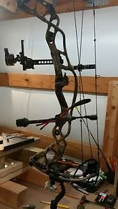 2016 Hoyt Carbon Defiant Turbo