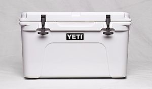 Yeti Tundra 45 Plastic Cooler 37.6 qt. White