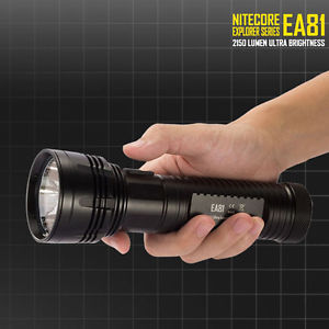 Nitecore EA81 4 x XHP50 2150LM Outdoor LED Flashlight 462M