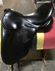 17" JRD Accord English Dressage Saddle