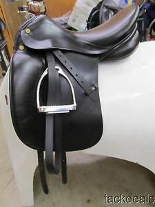 Prestige Dressage Saddle 17" Medium, Used w/Fittings Nice Saddle