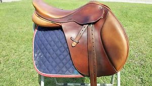 Bates Caprilli Close Contact Saddle 17.5 medium tree