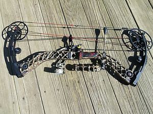 Mathews Creed Right Hand 28/70 Compound Bow Outfit