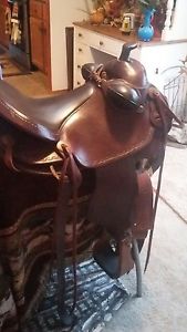 Parelli 16 1/2 standard tree western saddle