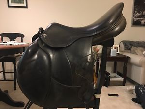 Amerigo Pinerolo Monoflap jump saddle