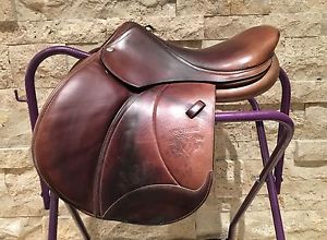 Voltaire Jumping Saddle