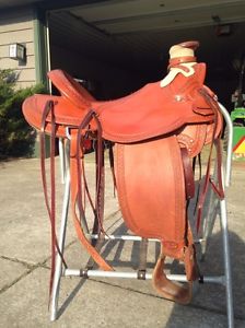 McCall Northwest Wade saddle 17" New!