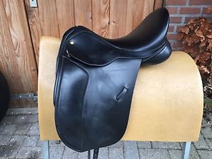 17'5 Black Country Eloquence dressage saddle