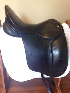 Used Schleese JES Elite Dressage Saddle - Size 17.5" - Black - Flair