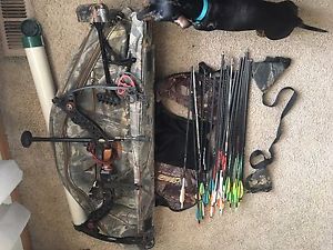 Mathews Z7 Bow Tactical Black 29/70 Loaded!