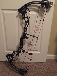 New Breed RH Blade Compound Bow