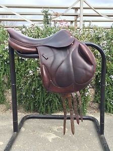18" Devoucoux Chiberta Monoflap Jump Saddle
