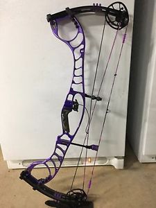 Hoyt Faktor 34 Target bow