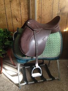 Brown Wintec 2000 Saddle Complete With Cair, 16.5-Gently Used.