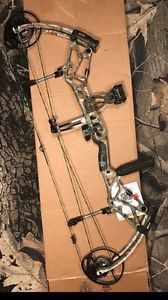 New Bear Archery BR33 Ready to Shoot Compound Bow Package