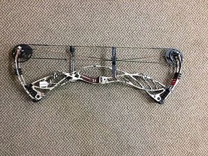 Hoyt Defiant 34
