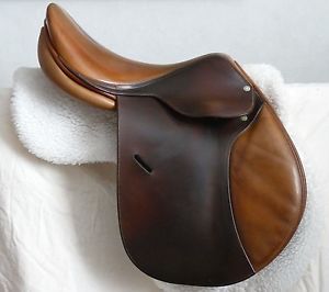 Butet Saddle—Hunter/jumper—Size 16, #1 Flap—L Panel, medium-deep seat