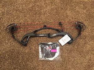 NIB! 2017 PSE CARBON AIR 32' ECS Bow RH BLACK 60#