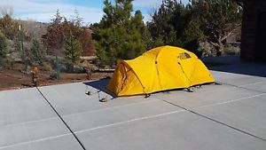 North Face Mountain 24 Expedition Tent-Slightly Used-Excellent Condition