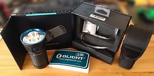 Olight X7 Marauder 9000 Lumen Taschenlampe 3 x Cree XHP70 CW LED kaltweiß