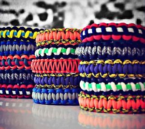 L@@K!!! paracord bracelets.WHOLESALE LOT 500pcs. MADE IN THE USA!