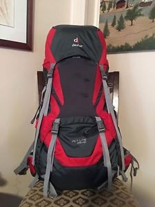 Deuter Act Lite 65+10