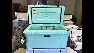Yeti Tundra 65 Seafoam