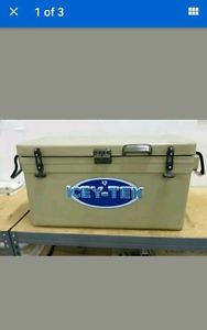**MARCH SALE**125QT Icey-Tek Tan L43.5W19.5H19.5 FREE SHIPPING