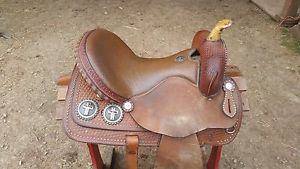 16" used barrel saddle, in great conditiom.