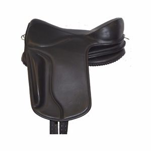 FREEFORM™ LS CUTBACK DRESSAGE SADDLE - 17" [NEW]